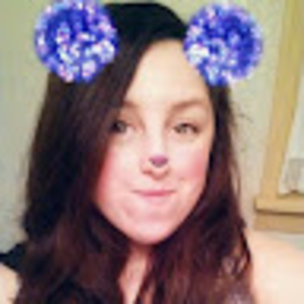 Meet your Posher, Alicia